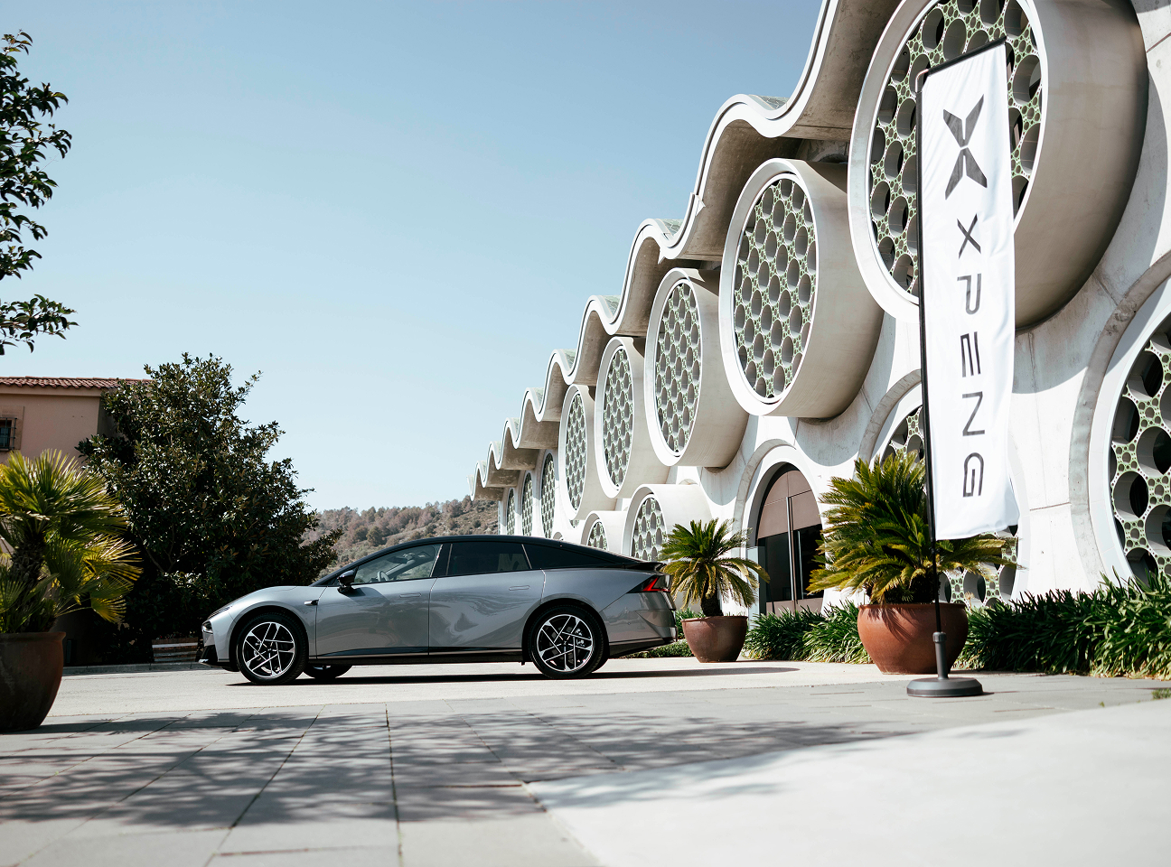 ТОВ «Авентіс Моторс» — офіційний дистриб’ютор XPENG в Україні.